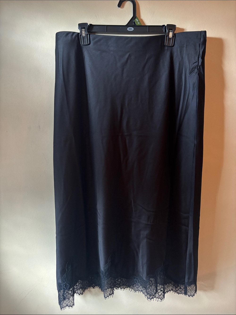 Scoop Women's Black Midi Slip Skirt with Lace Trim - Picture 8 of 12